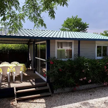 Mobilhome Mas De Barry - Campsite
